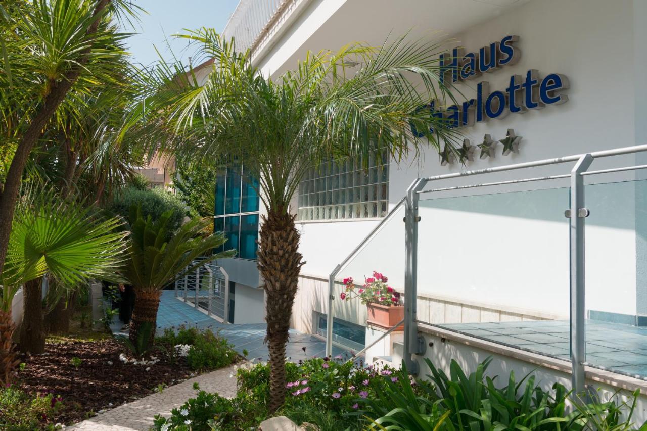 Hotel Haus Charlotte San Benedetto del Tronto Bagian luar foto