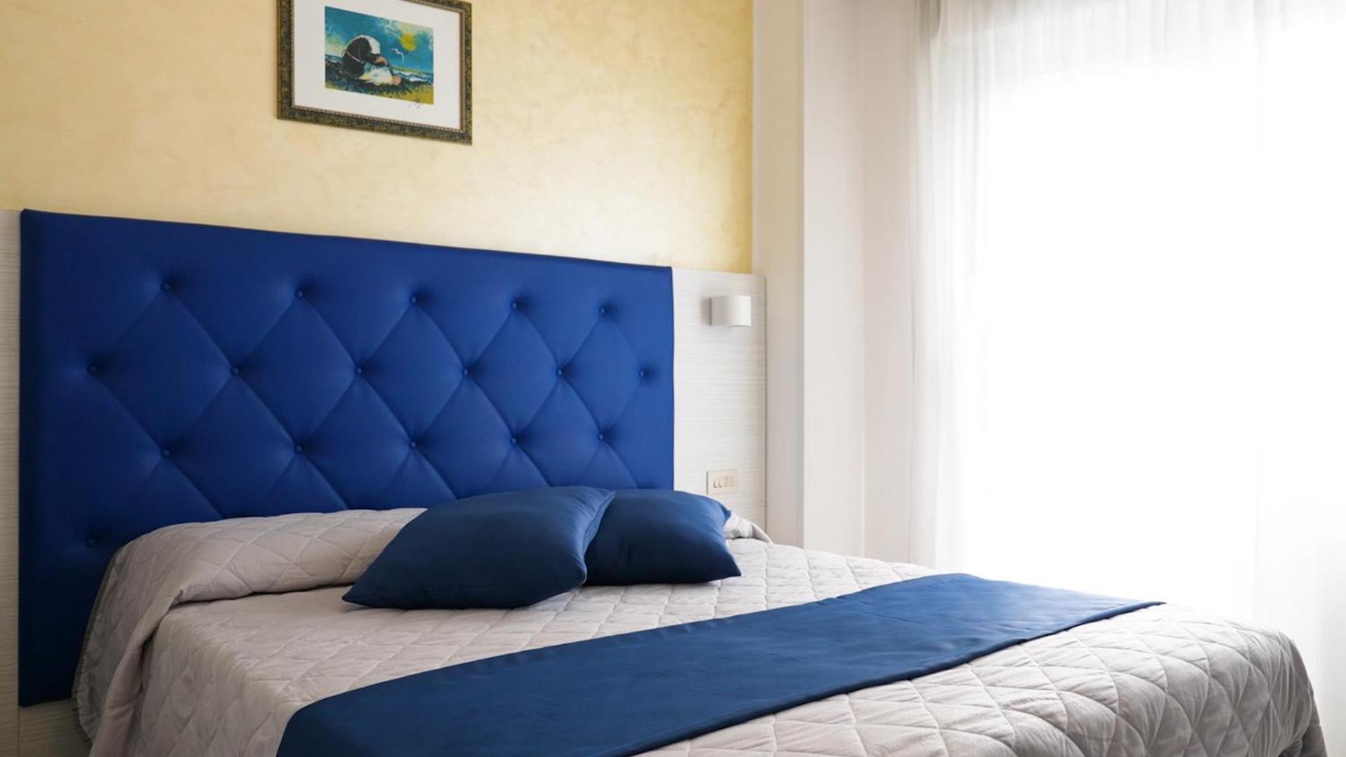 Hotel Haus Charlotte San Benedetto del Tronto Bagian luar foto