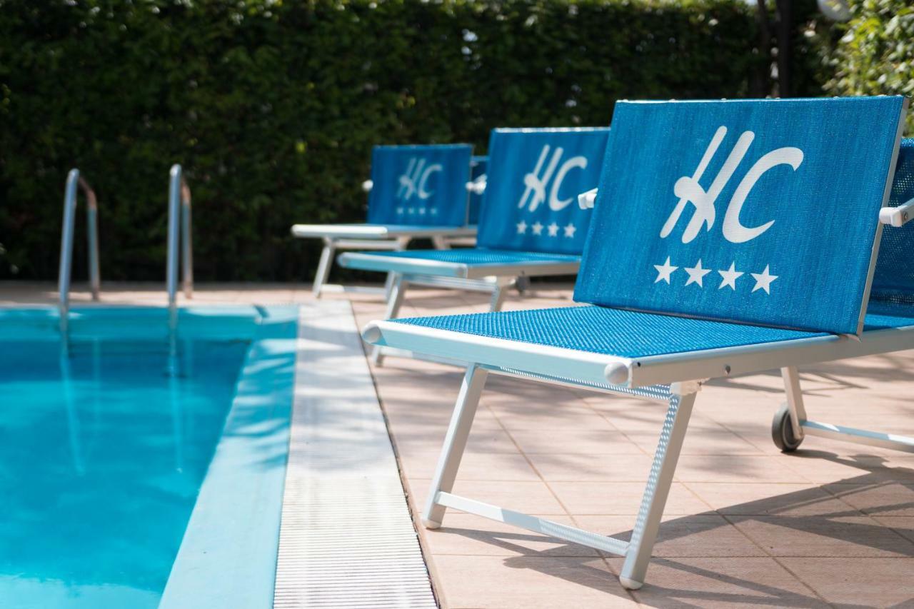Hotel Haus Charlotte San Benedetto del Tronto Bagian luar foto
